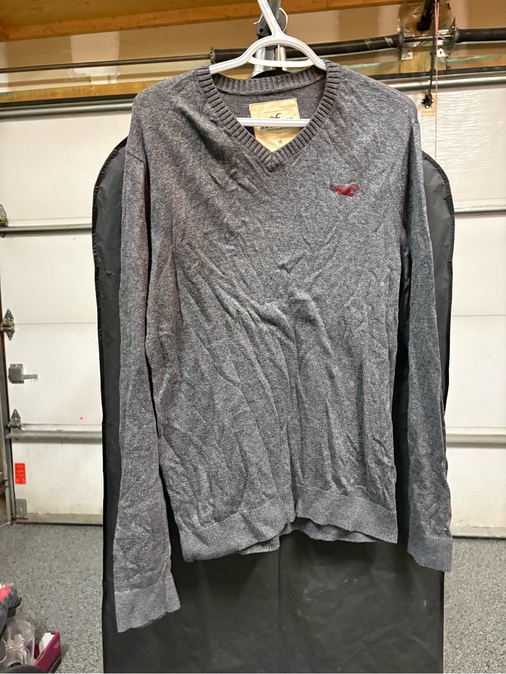 Hollister Men V-Neck Sweater in Heather Gray with Red Logo